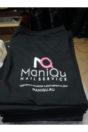 Нанесение логотипа на черные футболки, печать на футболках