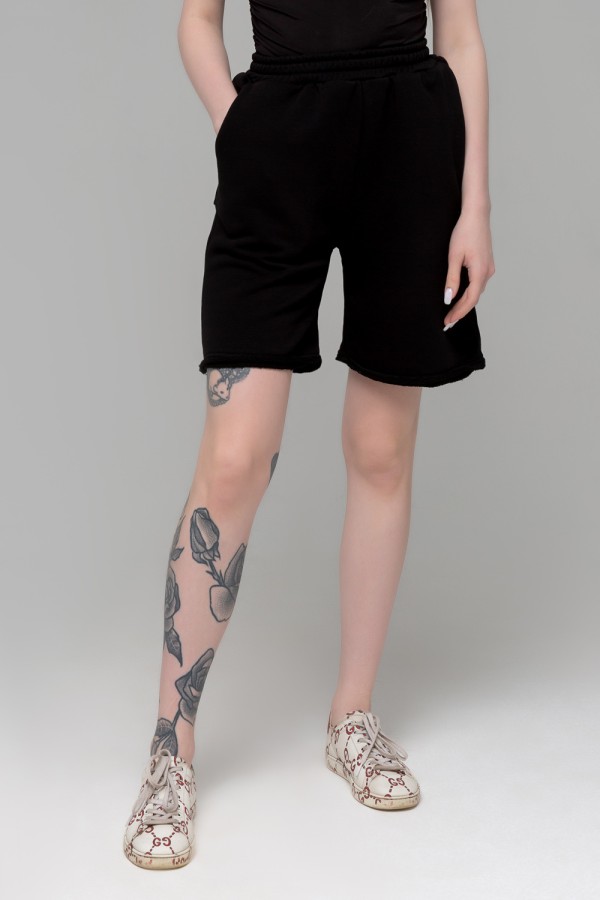  Long shorts with a high waist in black M-42-44-Woman-(Женский)    Черные шорты оверсайз удлиненные (бермуды) унисекс 