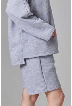 Серые шорты оверсайз удлиненные (бермуды)