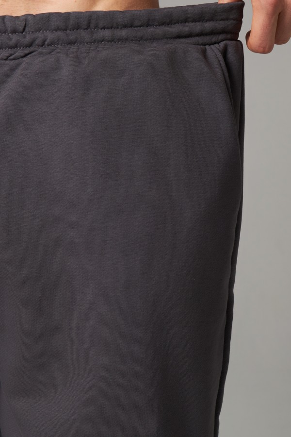 Мужские шорты оверсайз бермуды цвет графитовый (темно-серый) унисекс   Магазин Толстовок Шорты Оверсайз - Мужской размерный ряд