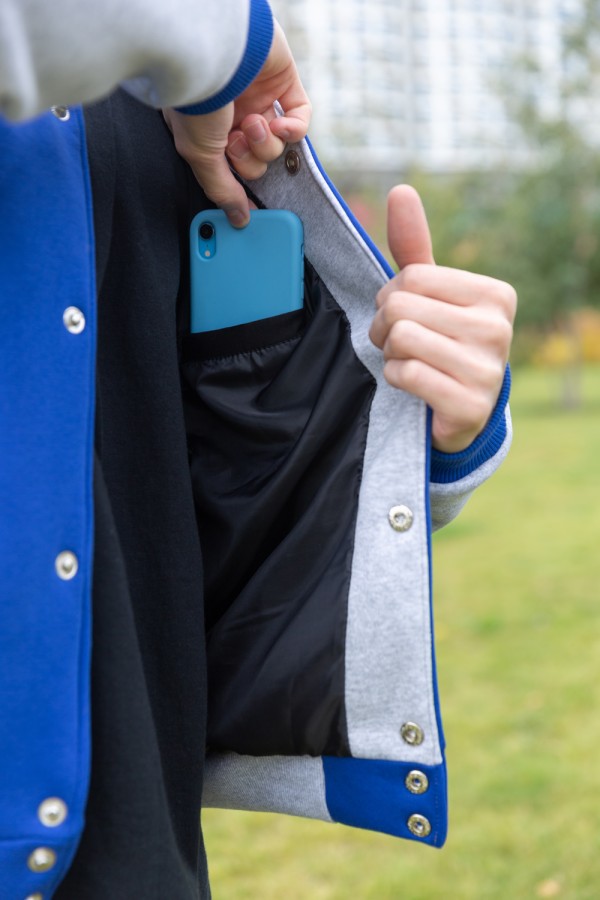 Бомбер ярко-синий мужской (унисекс) с серым рукавом   Магазин Толстовок Колледж куртки мужские на кнопках классические