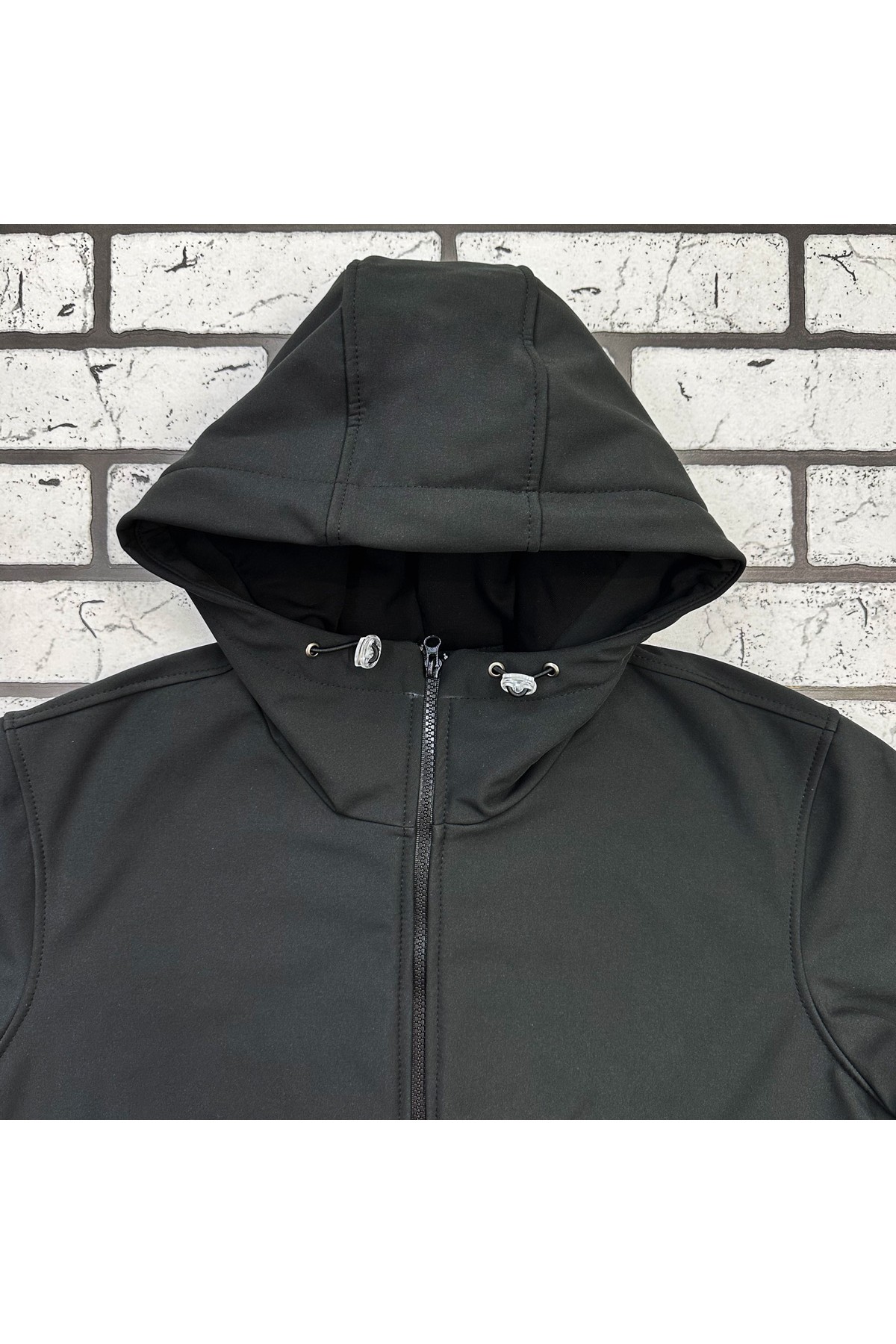 Куртка анорак мужская (unisex) водонепроницаемая из ткани softshell черная — фото 7
