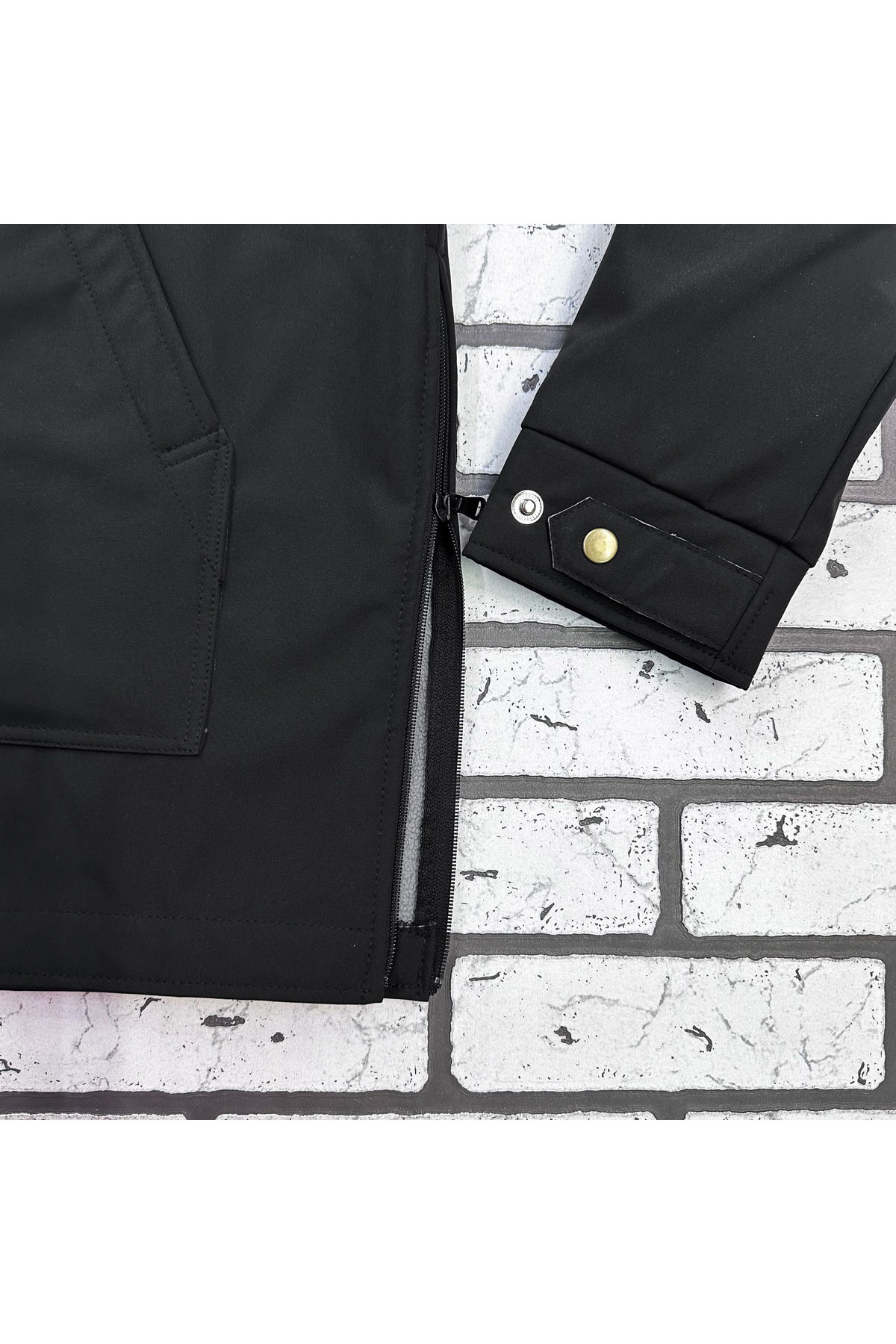 Куртка анорак мужская (unisex) водонепроницаемая из ткани softshell черная — фото 2