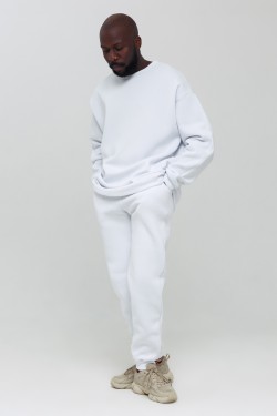 Белый мужской спортивный костюм оверсайз утепленный: свитшот и брюки