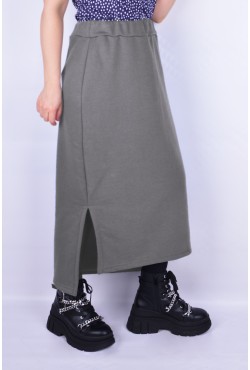 Юбка из футера длинная с разрезом однотонная серая