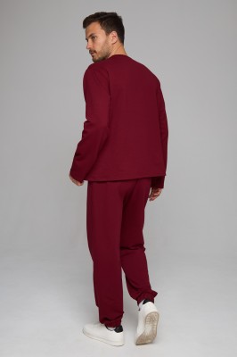 Спортивный костюм с лонгсливом - подходит и мужчинам и женщинам. Простая базовая одежда на каждый день. Возможно брендирование под заказ.