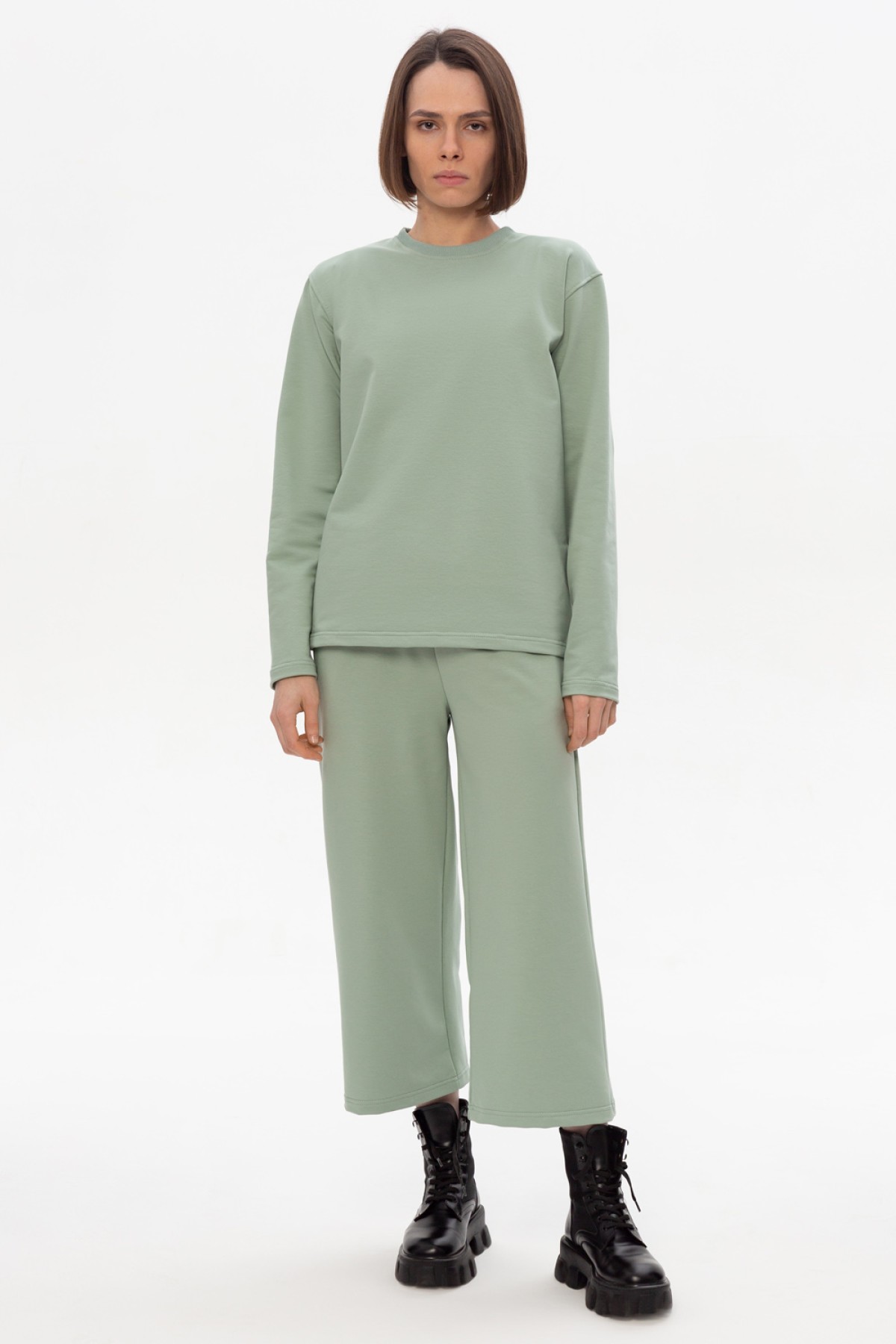 Костюм с кюлотами и лонгсливом шалфей (светло-зеленый) | Suit Woman Summer Culottes and Longsleeve Salvia light green — фото 2