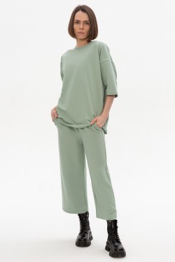 Костюм с кюлотами и оверсайз футболкой шалфей (светло зеленый) | Salvia Culottes suit woman