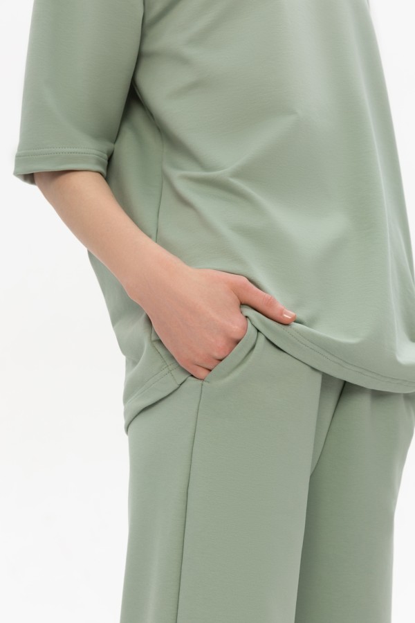 Костюм с кюлотами и оверсайз футболкой шалфей (светло зеленый) | Salvia Culottes suit woman   Магазин Толстовок Летние женские костюмы: брюки кюлоты и футболка оверсайз 
