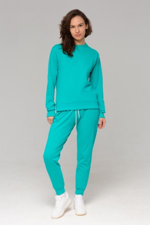 Женский мятный спортивный костюм