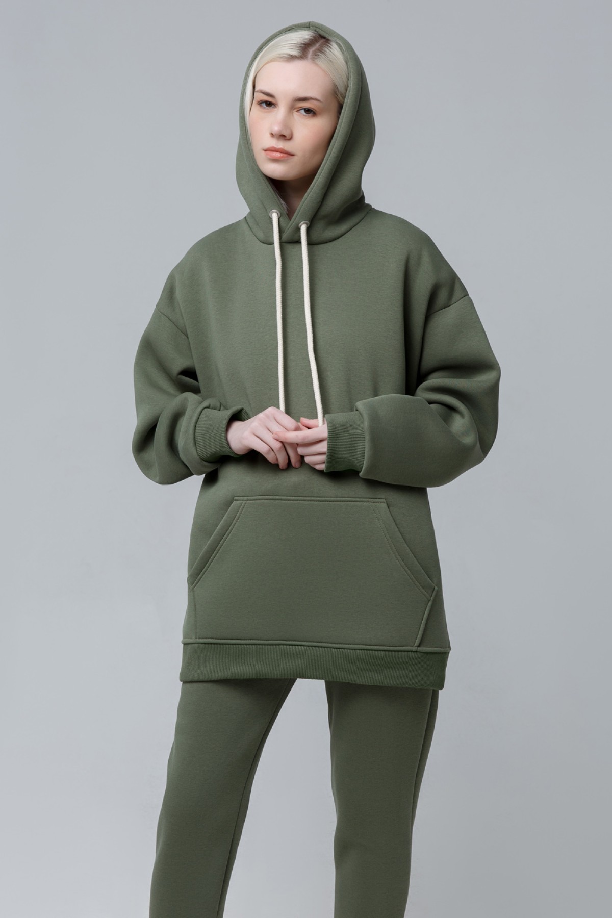 Спортивный костюм болотный зеленый оверсайз утепленный: худи oversize и брюки джоггеры — фото 5