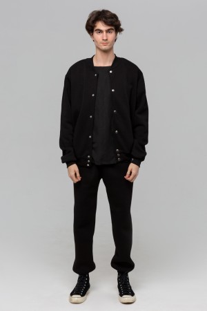 Мужской спортивный костюм: черный бомбер и черные брюки