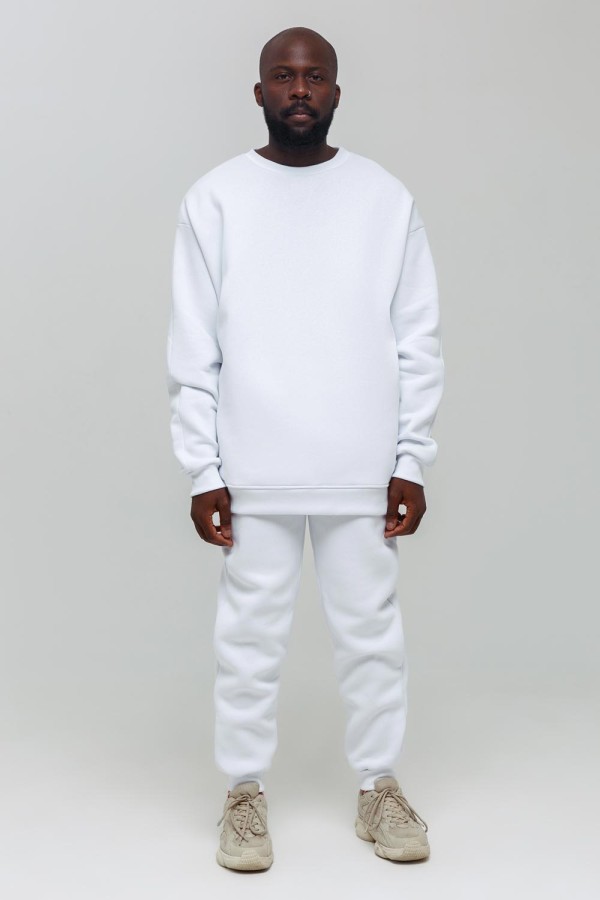 белые спортивные брюки с начесом зимние утепленные