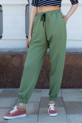 Штаны без начеса - спортивный мерч для мужчин и женщин оптом. Пошив под заказ в любом цвете. Швейный цех в Москве. Супер премиум качество - футер 3...