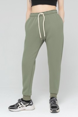 Women's joggers wholesale in Moscow. See the quality in our showroom - soft smooth thick footer, which will definitely be warm. The inner surface i...