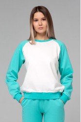 Женский лонгслив летний молочный с мятным рукавом-реглан