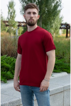 Мужская бордовая футболка