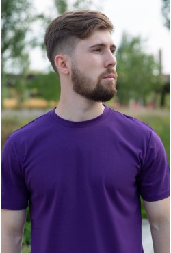 Мужская фиолетовая футболка