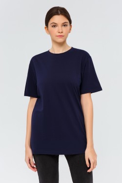 Темно-синяя футболка женская