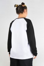 Женский лонгслив черно-белый контрастный трикотажный белая основа черный рукав   Магазин Толстовок Контрастный лонгслив женский