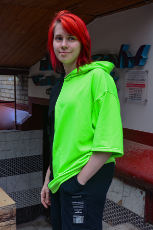 RoXy - Футболка оверсайз неоновая с капюшоном лайм и черный Black and Lime Half Half