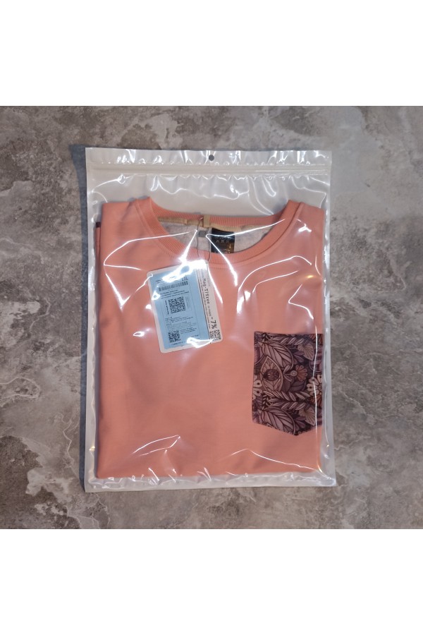 Футболка оверсайз персиковая с карманом и цветочным принтом на спине   Магазин Толстовок Футболки OVERSIZE Женские