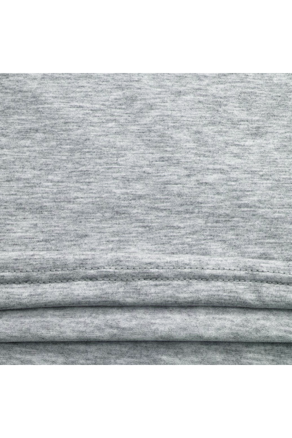 футболка с контрастной отделкой