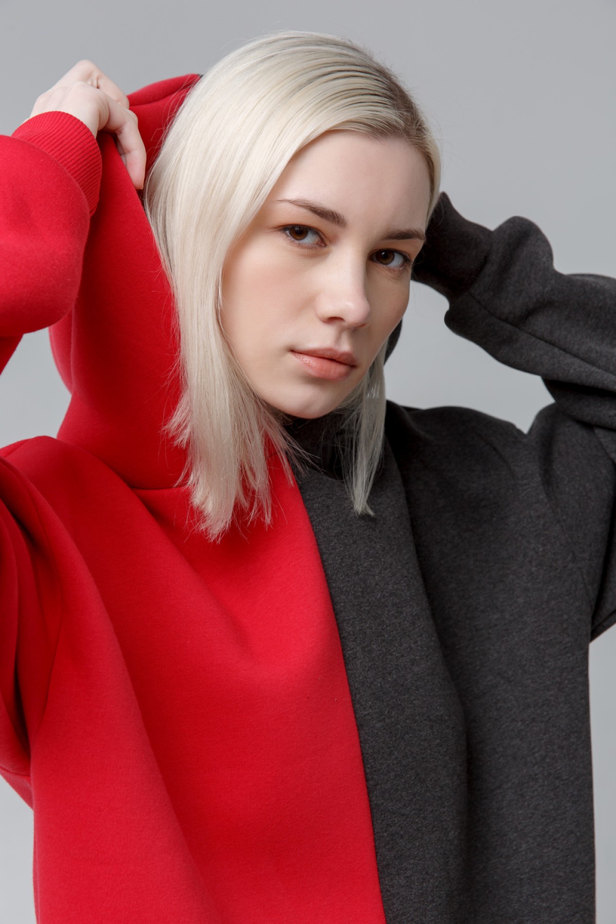 !LiMiTi Half&Half Blank Oversized толстовка худи утепленная женская — фото 4