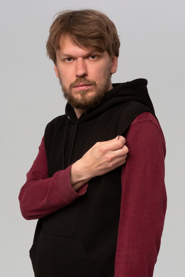 мужской черный жилет из футера трикотажный в москве