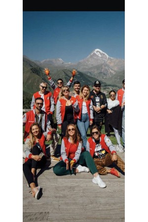 Красные бомберы мерч с печатью