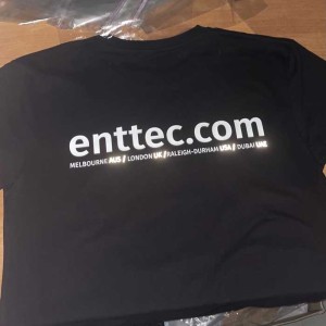 Cветоотражающая футболка печать элементов рефлективом под заказ