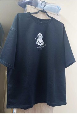 Футболка хлопковая оверсайз с принтом - печать светится в темноте (пример) Футболка хлопковая оверсайз с принтом - печать светится в темноте (пример)