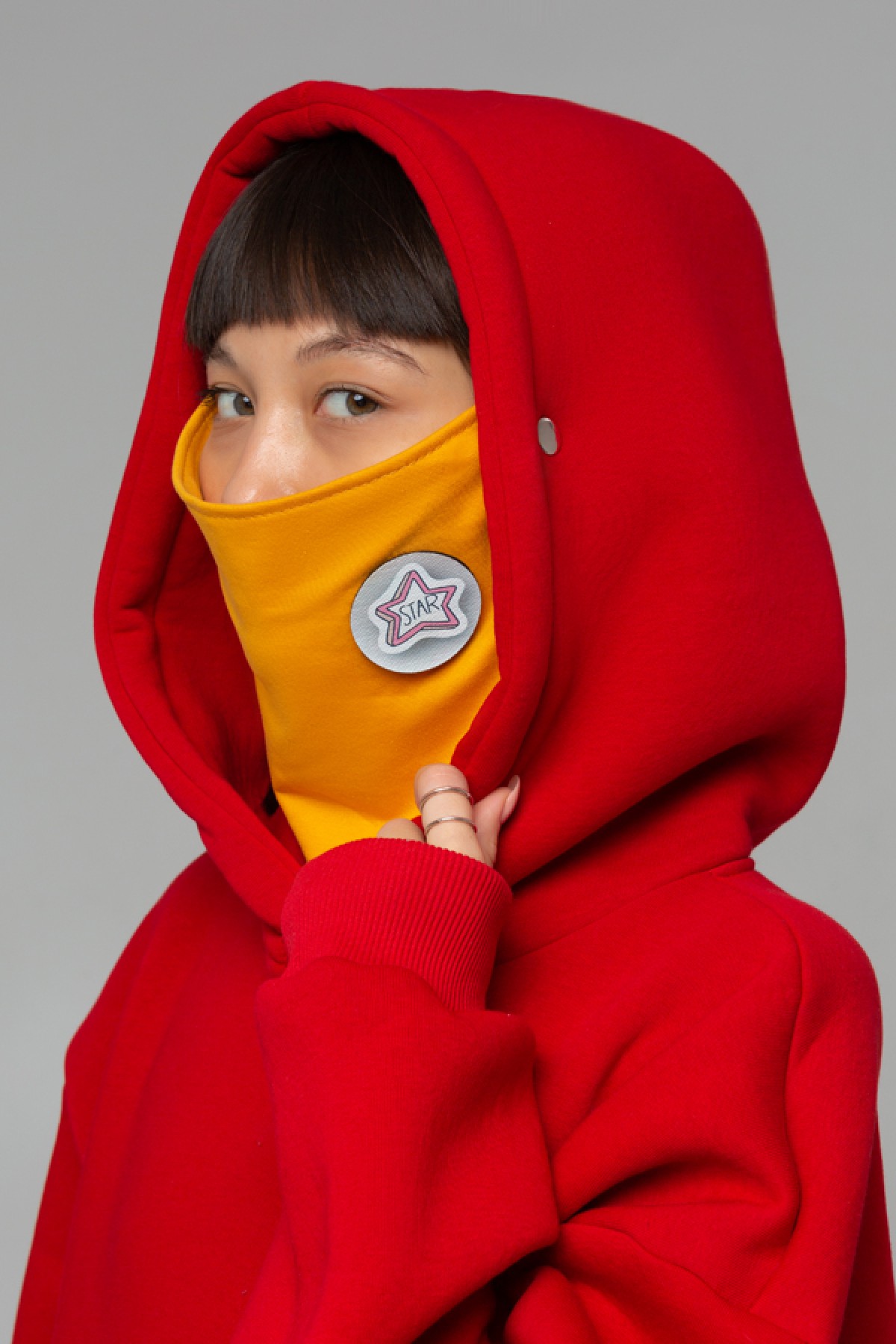 RED Hoodie and Corrica Mask — фото 2